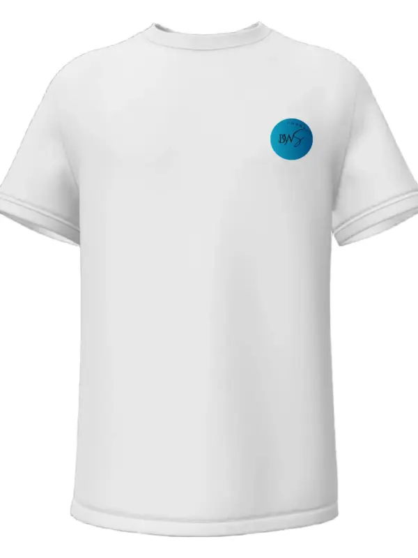 white short-sleeved T-shirt